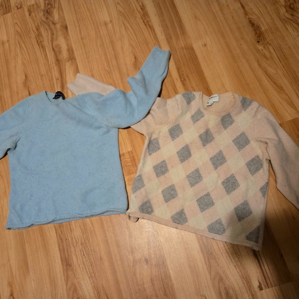 2 hoodies for kids